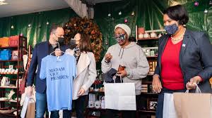Harris' husband doug emhoff will also be assuming the role of second gentleman, and the couple opened up about how they met during an interview for cbs sunday morning. Doug Emhoff On Twitter Sometimes You Just Know You Ve Found The Perfect Gift Find A Way To Safely Support Small Businesses This Season Smallbusinesssaturday Https T Co Eanhvzmuwb