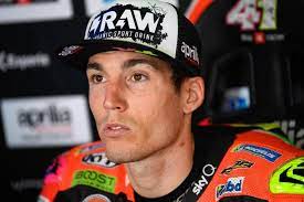 Aleix espargaró villà (born 30 july 1989) is a spanish motorcycle road racer. Aleix Espargaro Attacks The Race Direction For Lack Of Action On Johann Zarco Motorcycle Sports