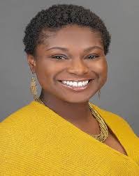 Noelle Barlow's Instagram, Twitter & Facebook