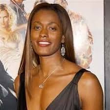 List of 100+ Female Basketballers