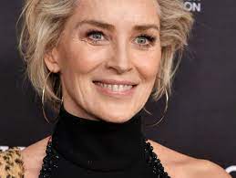 Coiffure pour femme de 60 ans : Quelle Coupe De Cheveux Adopter A 60 Ans Doctissimo