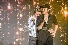 Căn phòng trầm hương hàng trăm tỷ đồng. Sau Nhiá»u NÄƒm Ráº¡n Ná»©t Ä'am VÄ©nh HÆ°ng Vui Má»«ng Ä'Æ°á»£c Hon Va Song Ca Cung Danh Hai Hoai Linh