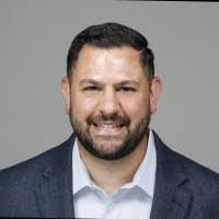 Leo Coates's Instagram, Twitter & Facebook