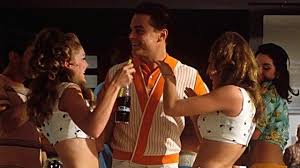Catch me if you can is a 2002 american biographical crime film directed and produced by steven spielberg from a screenplay by jeff nathanson. Orange White Striped Vest Worn By Frank Abagnale Jr Leonardo Dicaprio In Catch Me If You Can Spotern