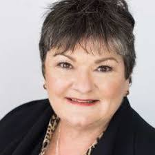 Whitney Woodruff's Instagram, Twitter & Facebook