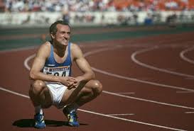 Livio berruti (torino, 19 maggio 1939) è un ex velocista italiano, campione olimpico dei 200 metri piani ai giochi olimpici di roma 1960 Da Barletta A Citta Del Messico Quando Il Fulmine Era Mennea