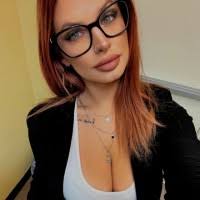 Samantha Mullen Email & Phone Number