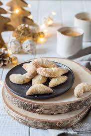 Kipferle Petits Croissants A La Vanille Recette Biscuit De Noel Recette Biscuit Alimentation