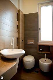 Attico A Roma Bagno Piccolo In Casa Monofamiliare Con La Finestra Z Bidetem In Camera Da Letto Con Bagno Piccolo Bagno In Camera Camera Da Letto Con Bagno