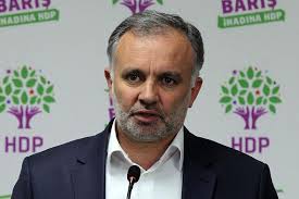 Ayhan bilgen, hdp'nin acilen çatı partisi konseptine dönüşün yol haritasını toplumsal tartışmaya açması gerektiğini belirtti. Selvi Ayhan Bilgen Hdp Den Kopuyor Yeni Bir Hareket Baslatacak Independent Turkce
