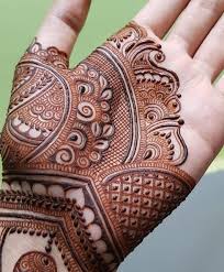 Tutorial henna simple pemula i mehndi designs for beginners with glitters. N A S H W A H K H A N On Instagram Ø§Ø³Ù„Ø§Ù… Ø¹Ù„ÛŒÚ©Ù… Ùˆ Ø±Ø­Ù…ØªÙ‡ Ø§Ù„Ù„Ù‡ Ùˆ Ø¨Ø±Ú©Ø§ØªÙ‡ Hope You All Are Doing Good In Wedding Mehndi Designs Mehndi Designs Legs Mehndi Design