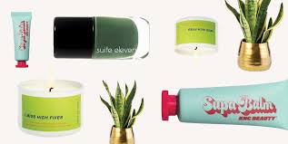I wholeheartedly agree with jon davis' proposed list from another one of your answers( jon davis's answer to what are useful gifts to get. 45 Amazing Gifts For Anyone 2020 Unique Gift Ideas For Everyone