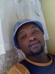 Whoever said all whites left. Listen am over 40 and I was born after  Independence. Rhodesians I know some are too old to come back home but if  there's anyone in need