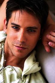 Best SINGER for Hire |Book Professional SINGER at StarClinch