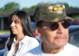 Veteranos de Milwaukee se inspiran en su visita a Hero Street como modelo  nacional de conmemoración militar latina