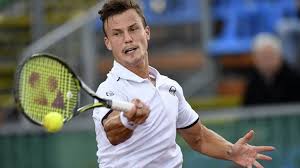 Márton fucsovics (born february 8, 1992) is a professional hungarian tennis player. Ez A Szoke Bombazo Csavarta El Fucsovics Marton Fejet Nlc