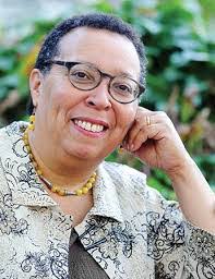 Stephanie Hyche's Instagram, Twitter & Facebook