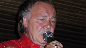 Kari Tapio herkisti suomalaiset: "Mieskin voi itkeä"