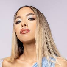 Sofia LaSanta en Apple Music