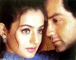 Muvyz051417 Bollywoodflashback Couplegoals Whichmuvyz Guessthemovie Bobbydeol Ameeshapatel Instadaily Bollywood Makeup Guess The Movie Bollywood Actors