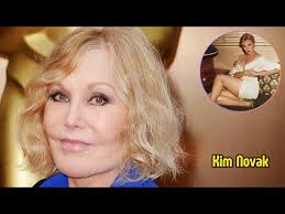 Underworld' actress Robin Griggs dies at 49 of cervical cancer