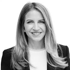 Carly Schoen's Instagram, Twitter & Facebook