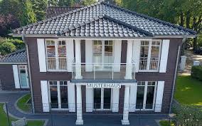 (0 21 62) 81 98 381 fax:. Breyer Seck Bau Villa Magnifica Stadtvilla Zweigeschossig Saulen