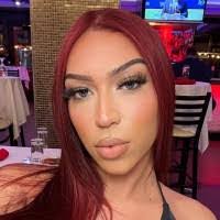 Danielle Almonte's Instagram, Twitter & Facebook