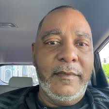 Pat Bev says Steve Ballmer promised him 94 basketball courts anywhere he  wanted around LA after he turned down a 3-year, $50M offer from the Kings  to return to the Clippers for