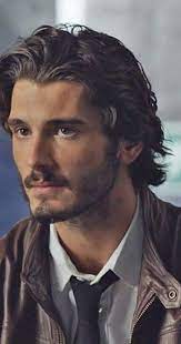 Maybe you would like to learn more about one of these? 46 Idees De Coupes De Cheveux Mi Long Pour Homme En 2021 Coiffures Hommes Classiques Photo Coiffure Homme Coiffure Homme Mi Long
