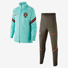 Conditions to visit mainland portugal. Portugal Strike Fussball Trainingsanzug Fur Altere Kinder Nike De