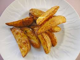 Country Potatoes Oder Wurzige Kartoffelspalten Aus Dem Ofen Chefkoch Rezept Kartoffelspalten Rezepte Kartoffelecken Rezept