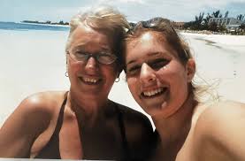 Memorial and obituary for Shelley Reed