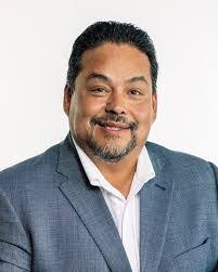 Joe Almanza's Instagram, Twitter & Facebook