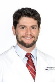 Derek Bernstein's Instagram, Twitter & Facebook