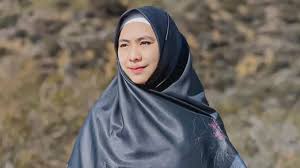 Suami Oky Setiana Dewi Poligami Tanpa Izin, Haram? | ERAKINI.ID