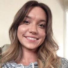 Stephanie Collette's Instagram, Twitter & Facebook