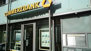 A critical glance at the bank and current account. Commerzbank Ag 23843 Bad Oldesloe Offnungszeiten Adresse Telefon