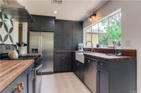 5 Ranch Style Homes You Can Buy Right Now In The Valley In 2020 Dream Kitchen Navy Cabinets Kitchen