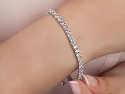We ask you to provide basic information such as what type of precious metal it is made from, whether there is a precious stone setting, and if so, the shape and carat size. How To Buy A Diamond Tennis Bracelet Diamond Buzz