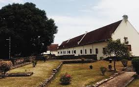 Farmhouse adalah wisata yang sangat menyenangkan, anda pasti akan menikmati waktu anda di farmhouse. 5 Tempat Wisata Di Makassar Tereksotis Ada Benteng Kuno Hingga Pulau Samalona