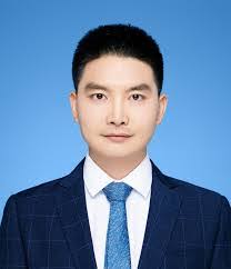 Xiaohu Guo's Instagram, Twitter & Facebook