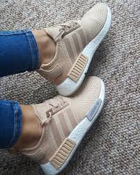 Buy the adidas nmd r1 in white/blush at shin. Adidas Nmd R1 Beige Foto Von Haylzcoleman Mua Instagram Addidas Shoes Shoes Sneakers Adidas Adidas Nmd R1