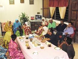 In malaysia, as in most muslim countries, it is a national holiday. Malaysia A Home Stay In Kampung Pachitan Gonomad Travel