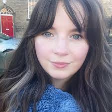 THANKS ALL. SORTED NOW. Can anyone recomend reasonably priced electricians  who can come and fit an outside plug and security light? Thanks in advance.