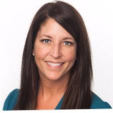 Tracy Maul's Instagram, Twitter & Facebook