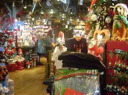 No industry is leaving 2020 unscathed, but the music and restaurant industries had particularly. Cracker Barrel Holiday Gracious Rain