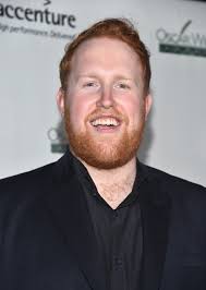 Deborah ann woll in true blood (2008). En Irlande Tout Se Passe Au Pub S Amuse Le Chanteur Gavin James