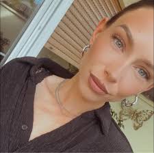 So since bohemia interactive has made new game more than year ago, will the  DayZ ever get an upgrade to the new Enfusion engine? Or DayZ 2 maybe? 🤔 I  mean since