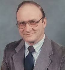 Travis Pettit's Instagram, Twitter & Facebook